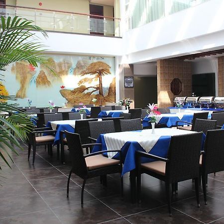 Zhuhai Platinum Holiday Hotel ภายนอก รูปภาพ