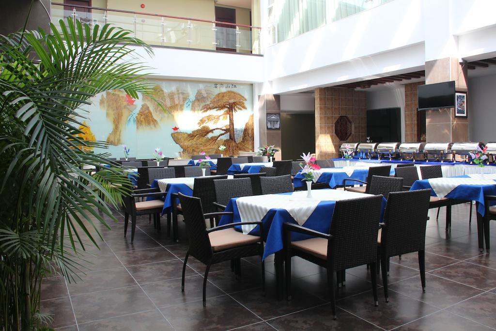 Zhuhai Platinum Holiday Hotel ภายนอก รูปภาพ