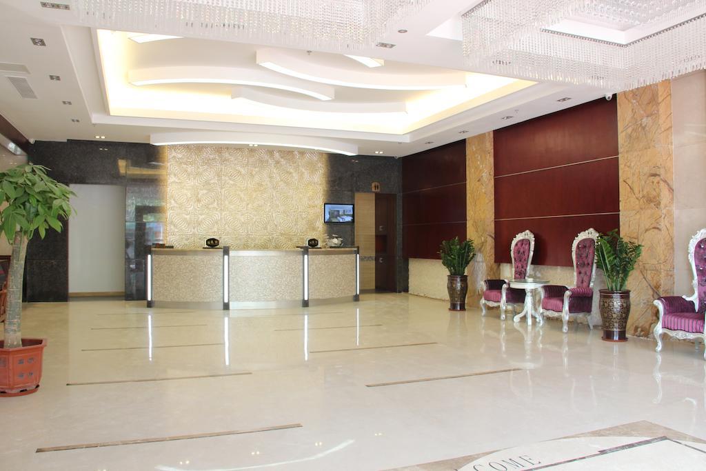 Zhuhai Platinum Holiday Hotel ภายนอก รูปภาพ